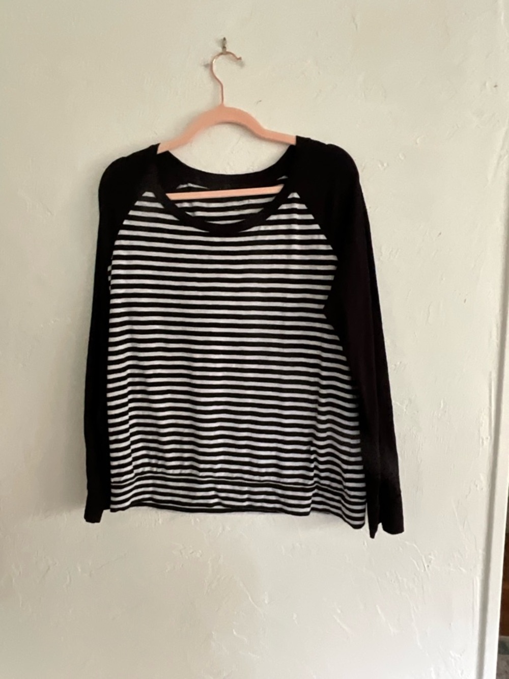 Caslon Black White Stripe Raglan Long Sleeve Top Large